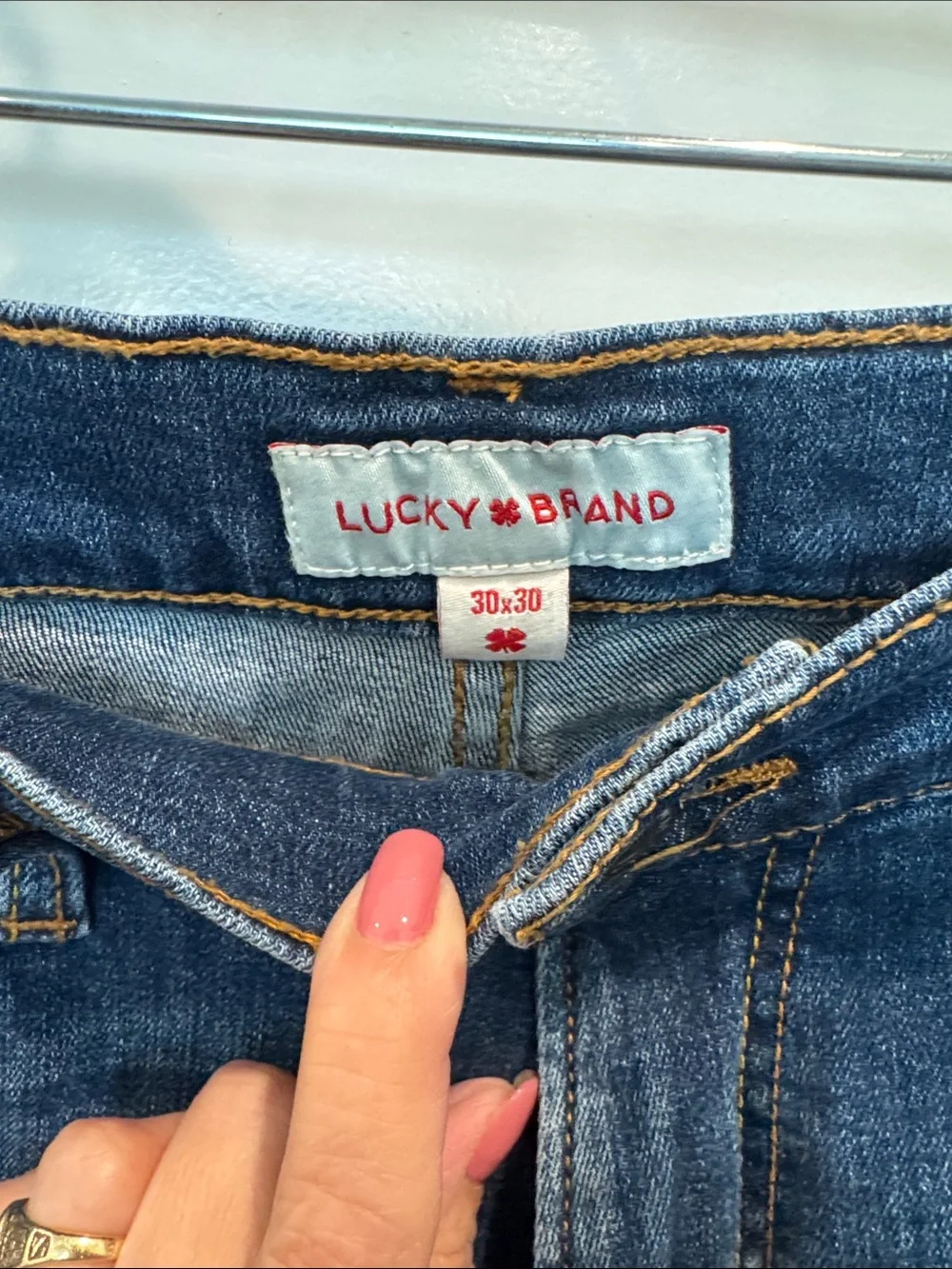 Lucky Brand Men's Dark Blue Athletic Straight Jeans 30x30